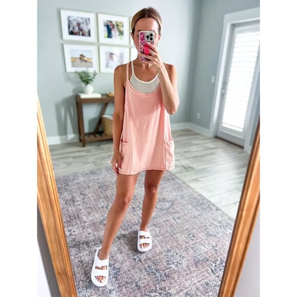 FREE PEOPLE Movement Hot Shot Mini Dress in Pastel Peach Size Large - Picture 1 of 11